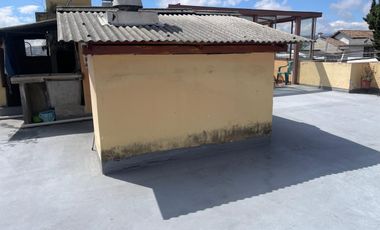 Casa de venta  de 2 plantas en la mitad del Mundo, Quito , Ecuador.