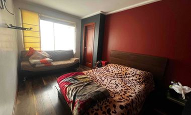 amplio terreno en venta con parqueadero público y casa en venta en San Sebastián