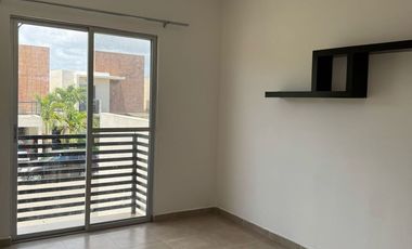 Casa en renta de 3 recámaras en Residencial Real del sol, en Playa del carmen