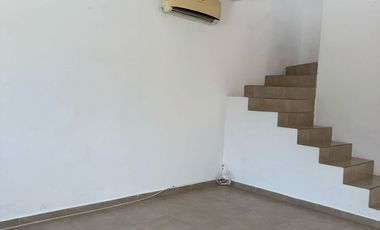Casa en renta de 3 recámaras en Residencial Real del sol, en Playa del carmen