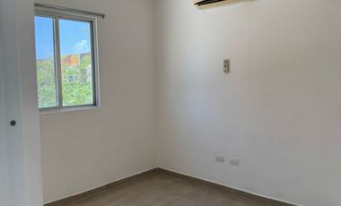 Casa en renta de 3 recámaras en Residencial Real del sol, en Playa del carmen