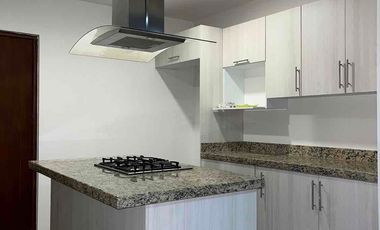 Renta Casa Remodelada con área de estudio en Punta del Este