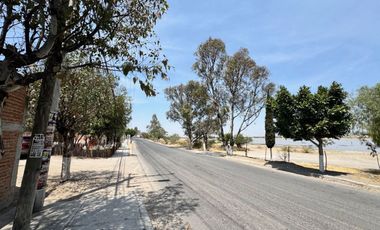 Terreno comercial en RENTA en esquina frente al mercado – Presa de Bravo