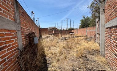 Terreno comercial en RENTA en esquina frente al mercado – Presa de Bravo