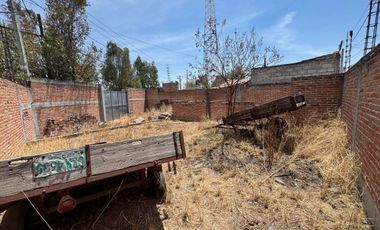 Terreno comercial en RENTA en esquina frente al mercado – Presa de Bravo