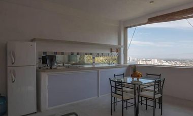 Edificio en venta de 8 departamentos con vista al mar en Puerto Vallarta en Col. 5 de Diciembre.