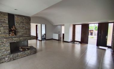 Casa Campestre en arriendo en Cerritos