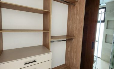 En Venta casa de 3 dormitorios en condominio privado en Challuabamba - Por Estrenar