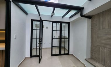 En Venta casa de 3 dormitorios en condominio privado en Challuabamba - Por Estrenar