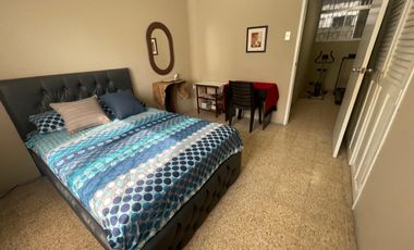 CIUDADELA ALBORADA SEXTA ETAPA ALQUILO BONITA HABITACION AMOBLADA, PARQUEO PARA UN VEHICULO, BAÑO INDEPENDIENTE