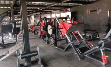 CENTRO DEPORTIVO EN EXCELENTE ZONA DE SAN JUAN DEL RIO QRO.