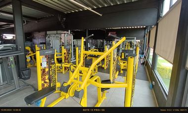 CENTRO DEPORTIVO EN EXCELENTE ZONA DE SAN JUAN DEL RIO QRO.