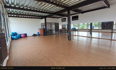 CENTRO DEPORTIVO EN EXCELENTE ZONA DE SAN JUAN DEL RIO QRO.