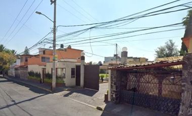 CASA EN VENTA EN LOMAS ESTRELLA IZTAPALAPA