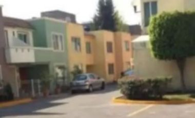 CASA EN VENTA EN LOMAS ESTRELLA IZTAPALAPA