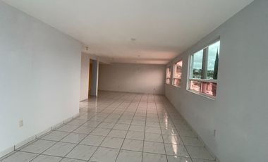 VENTA EDIFICIO DE 3 NIVELES CON AREA PARA OFICINAS Y LOCAL COMERCIAL