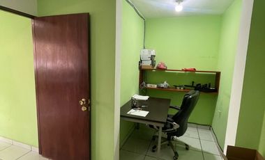 VENTA EDIFICIO DE 3 NIVELES CON AREA PARA OFICINAS Y LOCAL COMERCIAL