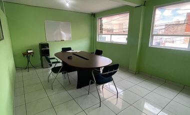 VENTA EDIFICIO DE 3 NIVELES CON AREA PARA OFICINAS Y LOCAL COMERCIAL