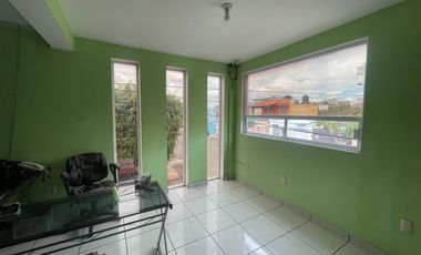 VENTA EDIFICIO DE 3 NIVELES CON AREA PARA OFICINAS Y LOCAL COMERCIAL