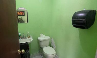 VENTA EDIFICIO DE 3 NIVELES CON AREA PARA OFICINAS Y LOCAL COMERCIAL