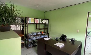VENTA EDIFICIO DE 3 NIVELES CON AREA PARA OFICINAS Y LOCAL COMERCIAL