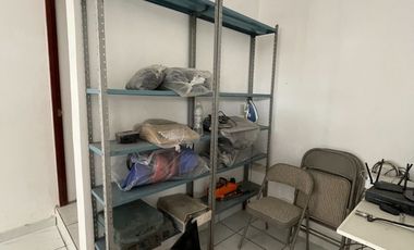 VENTA EDIFICIO DE 3 NIVELES CON AREA PARA OFICINAS Y LOCAL COMERCIAL