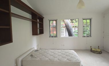 Casa en venta, en Lomas Hipódromo, Naucalpan de Juárez, Edo. de México