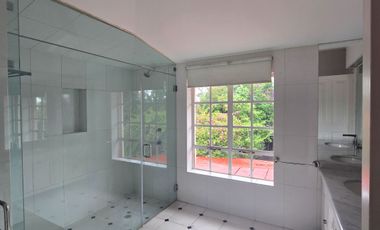 Casa en venta, en Lomas Hipódromo, Naucalpan de Juárez, Edo. de México