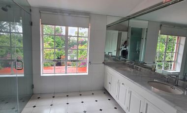 Casa en venta, en Lomas Hipódromo, Naucalpan de Juárez, Edo. de México