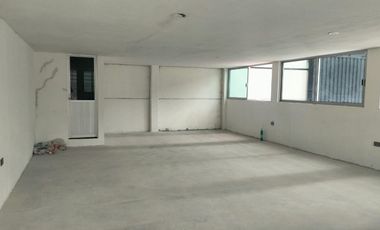 Nave 3270 M2 Autopista frente a Planta VW