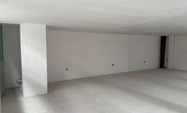 Nave 3270 M2 Autopista frente a Planta VW