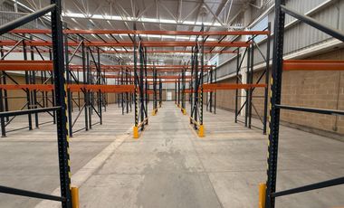 Corporativo con Bodega y Oficinas - Oportunidad para empresas o Desarrolladores!