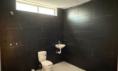 Corporativo con Bodega y Oficinas - Oportunidad para empresas o Desarrolladores!