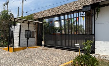 Corporativo con Bodega y Oficinas - Oportunidad para empresas o Desarrolladores!