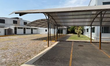Corporativo con Bodega y Oficinas - Oportunidad para empresas o Desarrolladores!