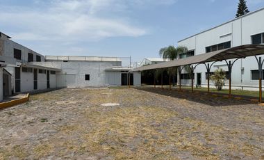 Corporativo con Bodega y Oficinas - Oportunidad para empresas o Desarrolladores!