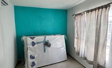 Oportunidad! Casa 2 recs con alberca y seguridad en Playa del Carmen