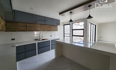 NUEVA, Moderna, Amplia, Elegante, con Roof Garden en Zona Ánimas