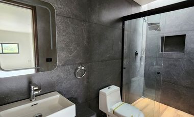 NUEVA, Moderna, Amplia, Elegante, con Roof Garden en Zona Ánimas