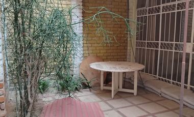 VENTA CASA CALLE LOS ZAFIROS URB. MIRAFLORES CASTILLA PIURA