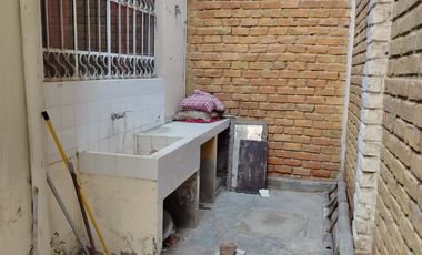 VENTA CASA CALLE LOS ZAFIROS URB. MIRAFLORES CASTILLA PIURA