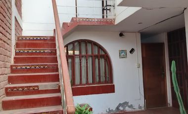 VENTA CASA CALLE LOS ZAFIROS URB. MIRAFLORES CASTILLA PIURA