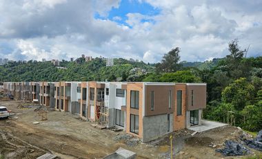 VENDO AMPLIA Y PRECIOSA CASA EN EL SECTOR DE LA FLORIDA DE 135m2, RETIRO FLORIDA