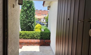 Renta de una planta zona Galerías Metepec