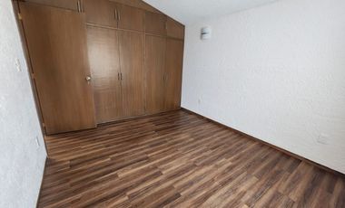 Renta de una planta zona Galerías Metepec