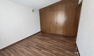 Renta de una planta zona Galerías Metepec