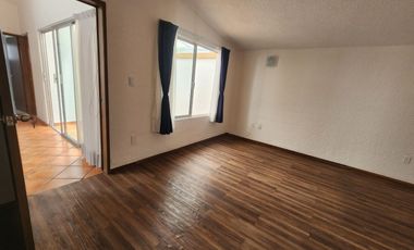 Renta de una planta zona Galerías Metepec