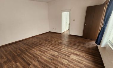 Renta de una planta zona Galerías Metepec