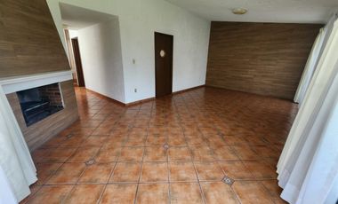 Renta de una planta zona Galerías Metepec