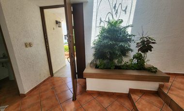 Renta de una planta zona Galerías Metepec